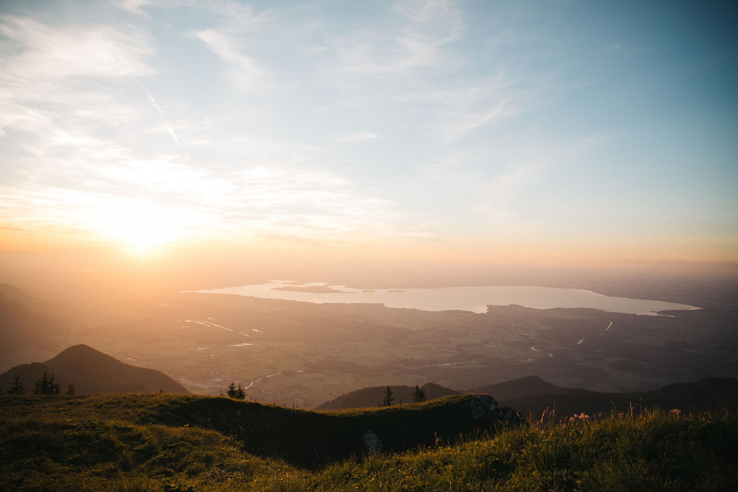 Blick vom Hochgern auf den Chiemsee